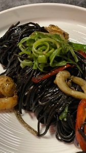 INK SQUID BUCKWHEAT SOBA