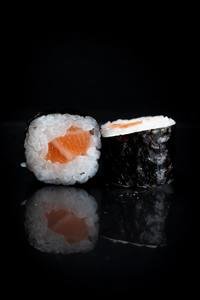 Salmon Roll